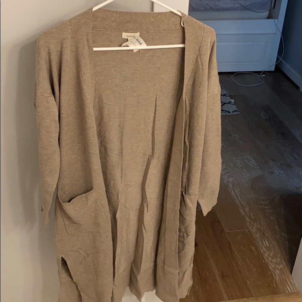 Grey cardigan